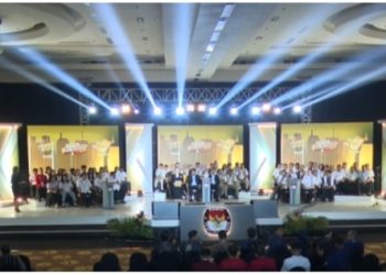 KPU Sulut sukses menggelar debat ketiga, Poluan minta pilih yang terbaik