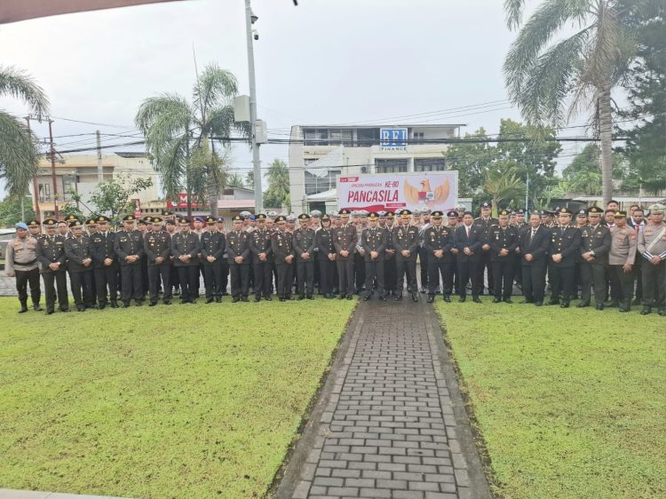 Polres Bitung Gelar Upacara Peringatan Hari Lahir Pancasila ke-80